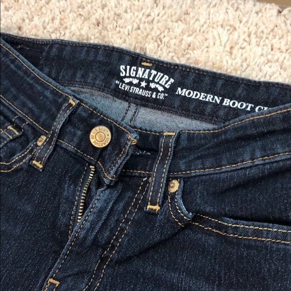 Boot cut Levi jeans - Picture 3 of 5